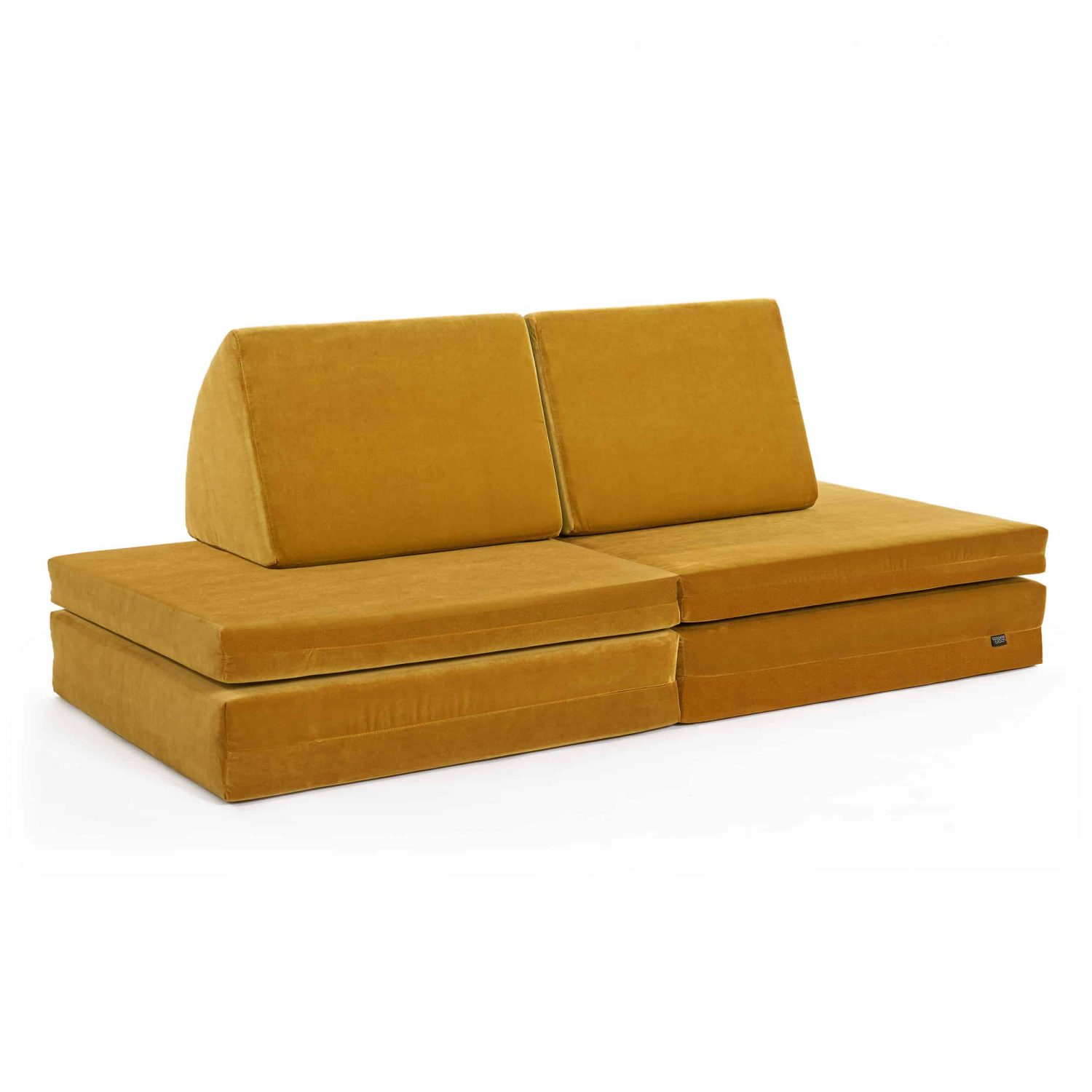 coogeecouch | Kindersofa | Serie: tesoro-de-oro | Farbe: amber-gold gold | Ansicht: Front schräg | made in Germany