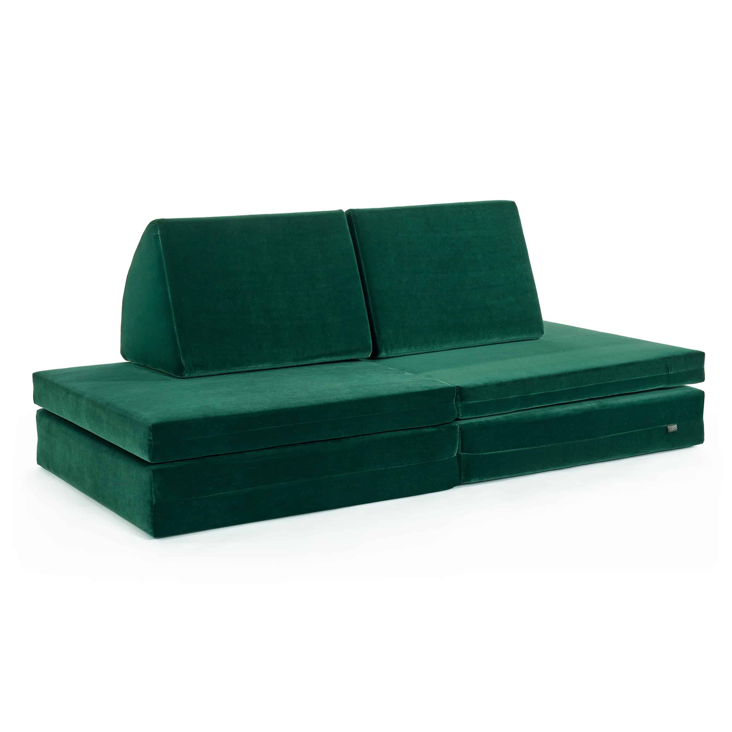 coogeecouch | kids sofa | series: wildwildwoods | color: pine-green green | view: front slanted | made in Germany