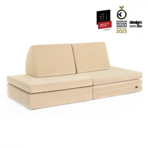 coogeecouch | 3 Awards | German Design Award 2023 | Kindersofa | Serie: chasingthesand | Farbe: linen-white beige | Ansicht: Front schräg | made in Germany